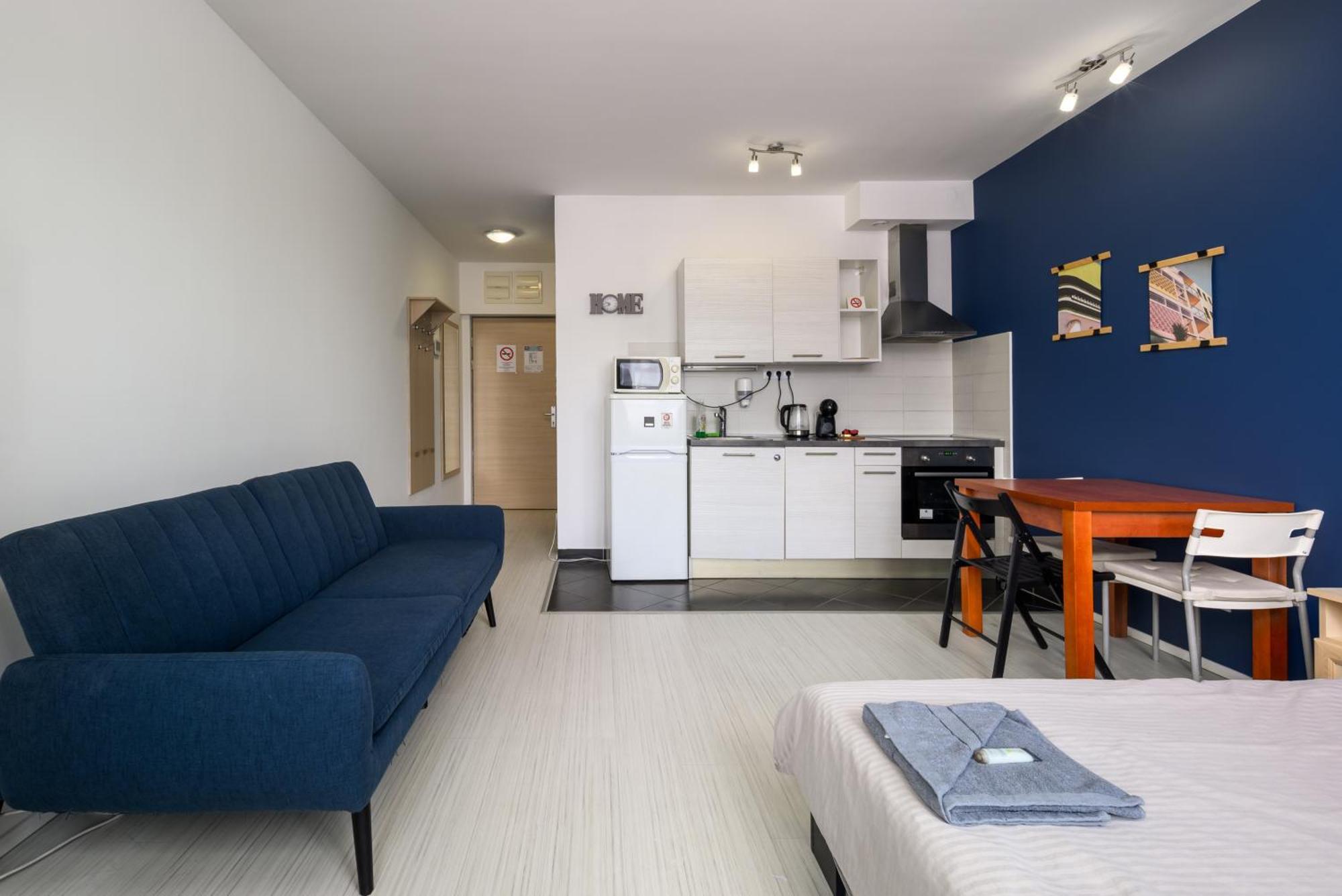 Sun Resort Residential Suite-Free Parking Garage Same Building Boedapest Buitenkant foto